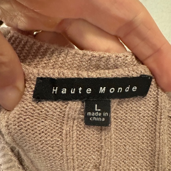 Women’s Tan Haute Monde Knit Sleeveless Sweater Vest - Picture 3 of 6